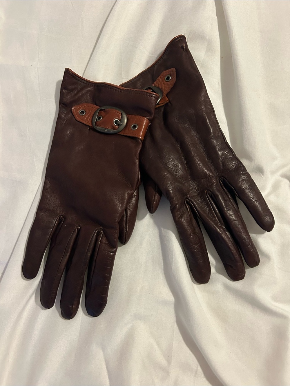 Women’s Brown Leather Gloves with Buckle Accent
